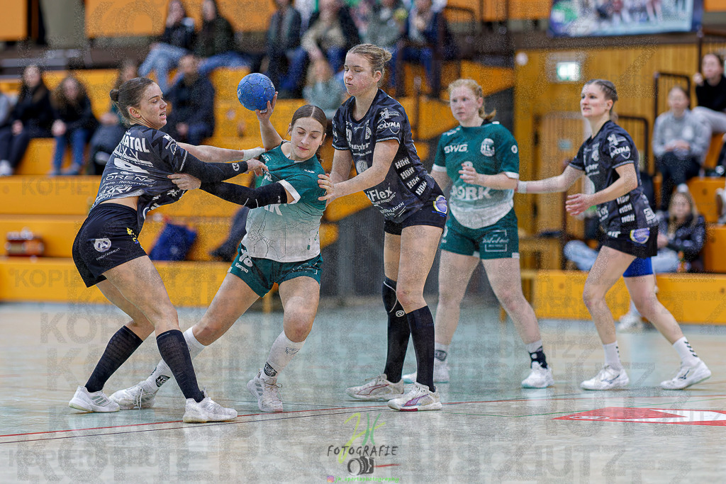 Frauen Regionalliga (HHV); HSG Kleenheim/Langgöns - HSG Baunatal | Frauen Regionalliga (HHV); HSG Kleenheim/Langgöns - HSG Baunatal am 23.11.2025 in Oberkleen (Weidig-Halle)Photo © 2025 - Jörg Heinrich - Realisiert mit Pictrs.com