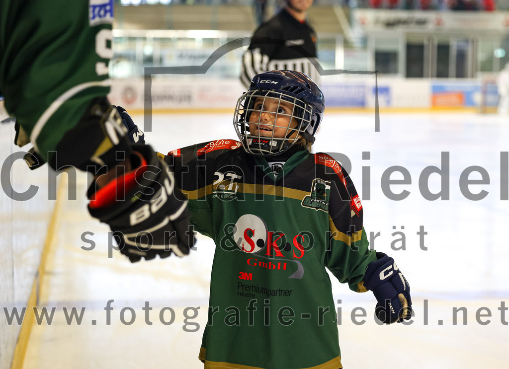 2022-09-25_021_TSV_Erding_gegen_EHC_Klostersee | Erding, Deutschland, 25.09.2022:
Eishockey, Bayernliga 2022 / 2023, Testspiel, TSV Erding gegen EHC Klostersee, Endergebnis: 8:2

Foto: Christian Riedel / fotografie-riedel.net