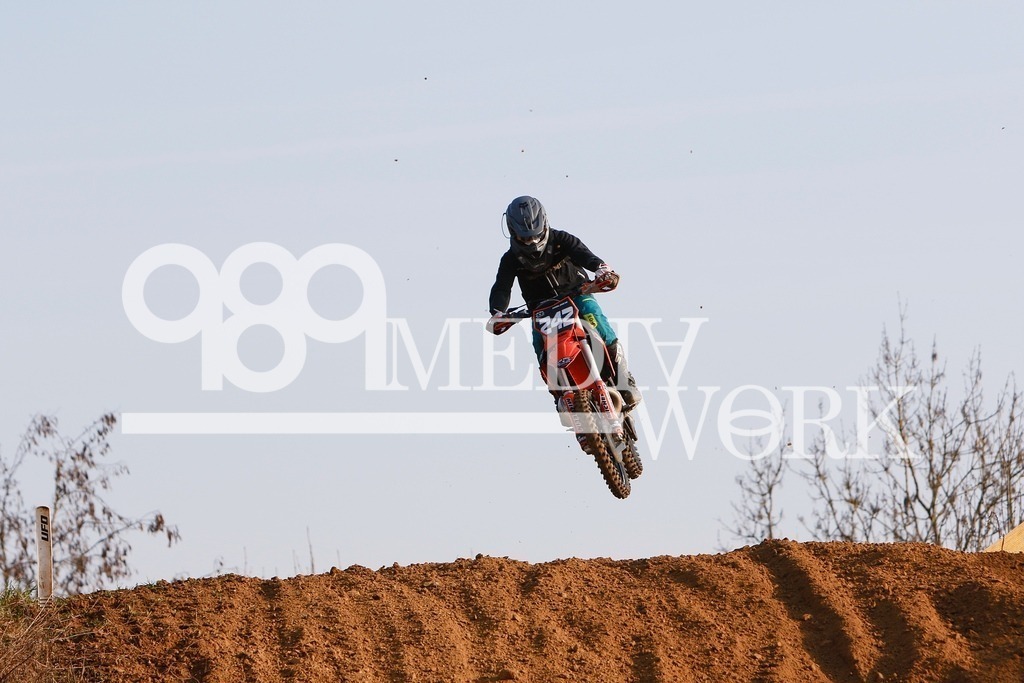 _58A6630 | 989 MEDIAWORK