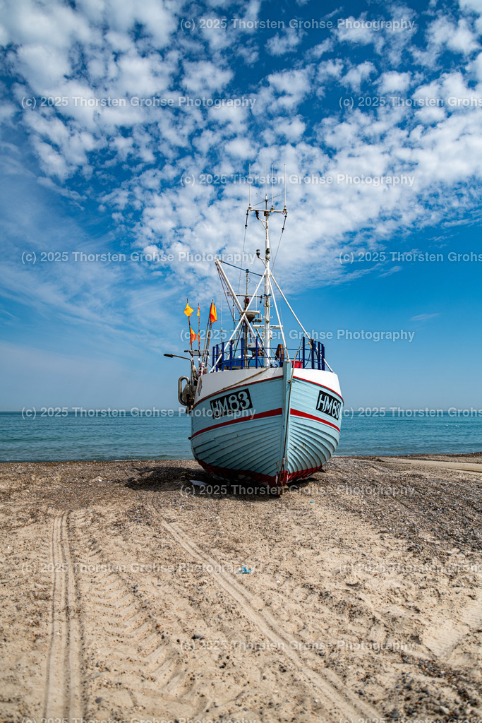 Thorup Strand, Denmark, 2023 | Thorup Strand is a natural harbour, Denmark's last coastal berth and the largest in Northern Europe. Thorup Strand ist ein Naturhafen, es ist der letzte Küstenanlegeplatz Dänemarks und der größte Nordeuropas. - Realisiert mit Pictrs.com