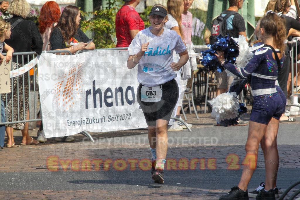 250824_1443_EV4_2118 | Sportfotografie im Rhein-Sieg Kreis, Köln, Bonn, NRW, Rheinland Pfalz, Hessen, etc. Unser Tätigkeitsfeld umfasst den Laufsport vom Volkslauf über den Marathon, Duathlon, Triathon bis zum Ultralauf wie Kölnpfad Ultra oder Schindertrail.