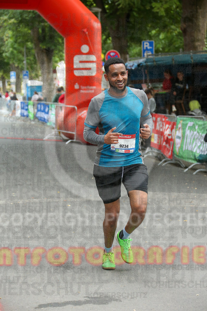 240614_1949_EX1_5985 | Sportfotografie im Rhein-Sieg Kreis, Köln, Bonn, NRW, Rheinland Pfalz, Hessen, etc. Unser Tätigkeitsfeld umfasst den Laufsport vom Volkslauf über den Marathon, Duathlon, Triathon bis zum Ultralauf wie Kölnpfad Ultra oder Schindertrail.