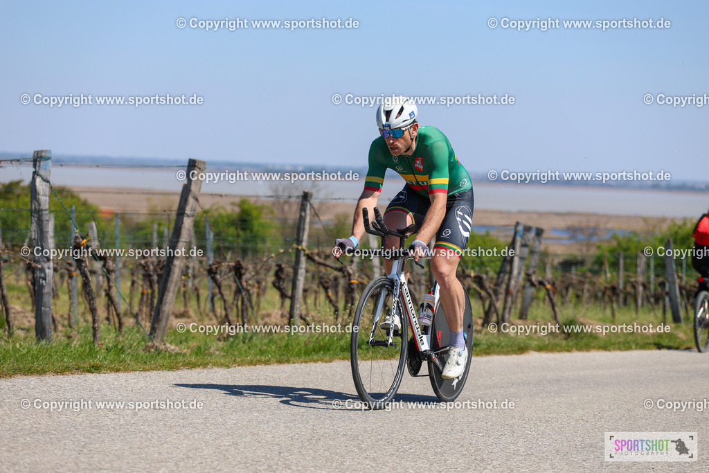 IMG_9110 | @sportshot_your_pictrs #yourpictures#roadtowm2029 #nrm #neusiedlerseeradmarathon #neusiedlersee #neusiedlerseetourismus #burgenland #mörbisch #nrm26 #burgenlandtourismus #voglundco #poweredbyburgenlandtourismus #radsport #rad #marathon #ucigranfondo #visitburgenland #ucigranfondoworldseries