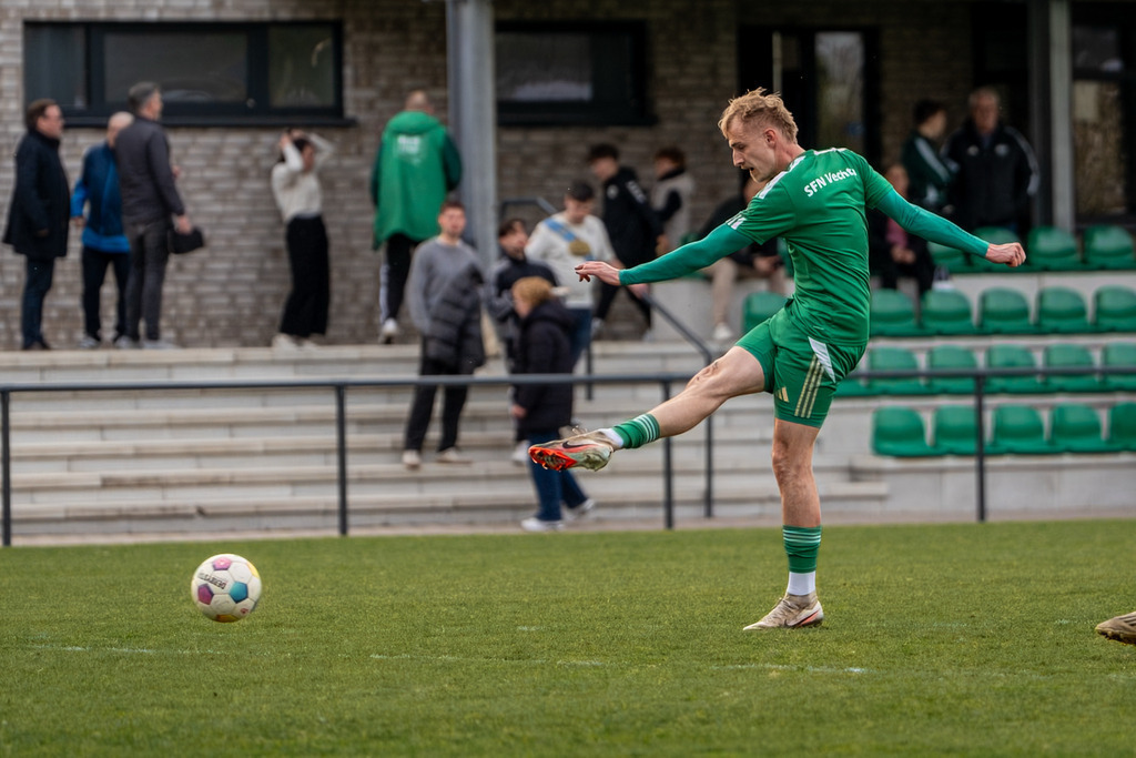 Fußball I Herren I Saison 2025-2026 I Landesliga Weser-Ems I 23. Spieltag I SFN Vechta - BW Lohne II I 00159 | jns.sportfotos - Realisiert mit Pictrs.com