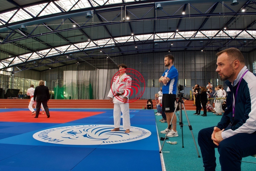 RAS_8210 | Fotos vom Adler Cup - Pictures from Adler Cup

Hier findet Ihr alle Eindrücke und großen Momente der Adler Cup Wochenenden. Here you will find all impressions and great moments of the Adler Cup weekends. - Realisiert mit Pictrs.com