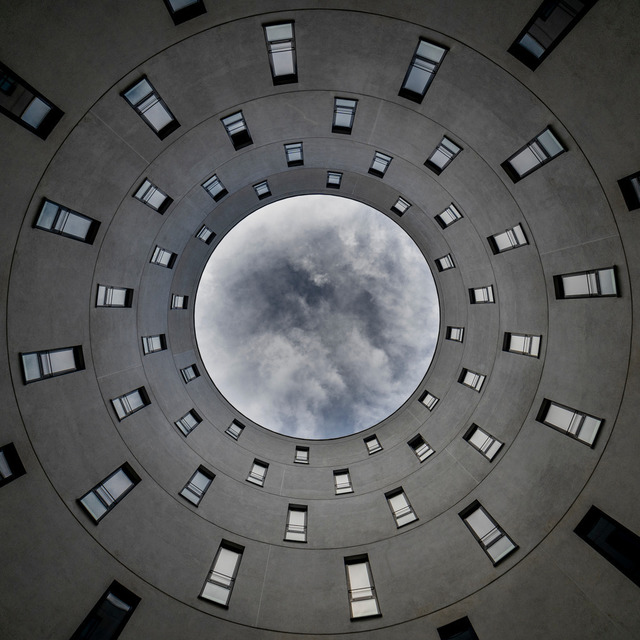 LOOKUPNOKIA | strange eyez - Realisiert mit Pictrs.com