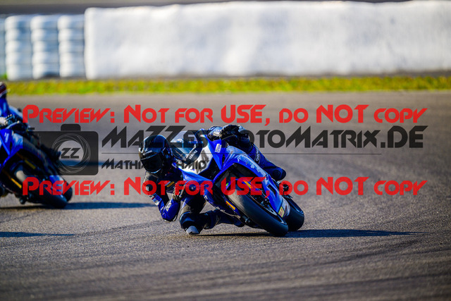 MaZZes_FotoMatrix_240901_6007705_9839 | R7