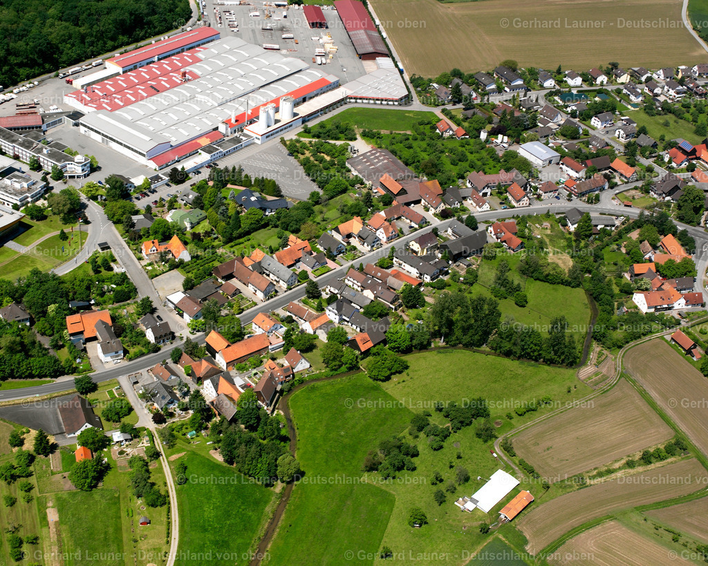 2626171 | RHEINAU 09.06.2006 Wohngebiet einer Einfamilienhaus- Siedlung  in Rheinau im Bundesland Baden-Württemberg, Deutschland // Single-family residential area of settlement  in Rheinau in the state Baden-Wuerttemberg, Germany Foto: Gerhard Launer