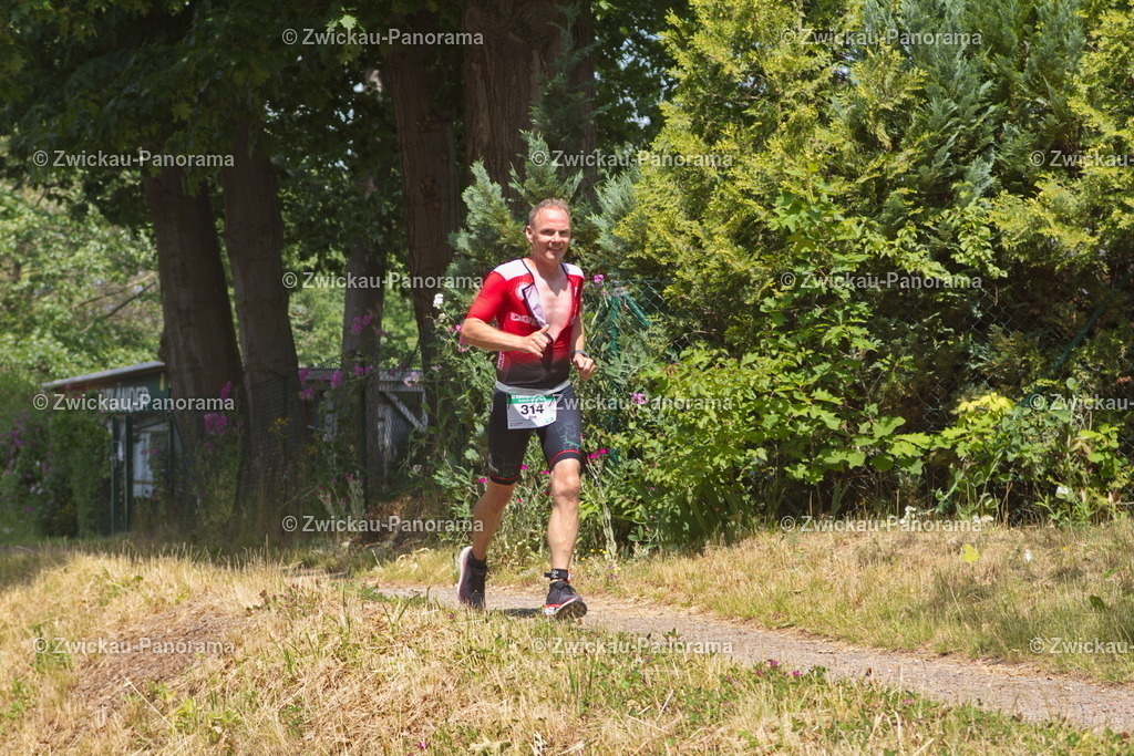 2023_0630_KoberTriathlon_DPM-OLY1147 | Urban. Natur. Panorama. Luftbild. 
Der Bildershop für aufregende Perspektiven!
Für Deko, Wandbild und Kalender!
Wir bringen LED-Bilder zum Leuchten!
