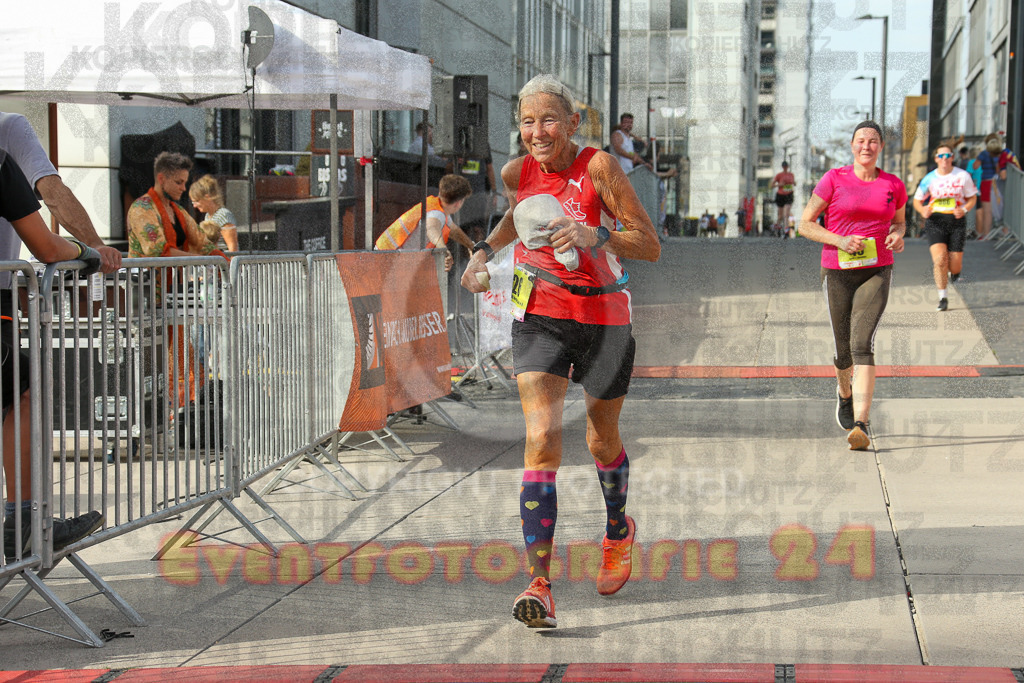 250920_1541_EX1_0464 | Sportfotografie im Rhein-Sieg Kreis, Köln, Bonn, NRW, Rheinland Pfalz, Hessen, etc. Unser Tätigkeitsfeld umfasst den Laufsport vom Volkslauf über den Marathon, Duathlon, Triathon bis zum Ultralauf wie Kölnpfad Ultra oder Schindertrail.