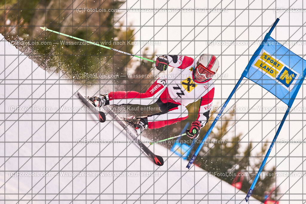 ALP1015_MastersCup-RTL-II_LKHF_Wurzenberger Johann | NÖ Raiffeisen MastersCup, Jugend - Damen - Herren, Riesentorlauf-Rennen 2 auf der Fuchswaldpiste in Lackenhof am Ötscher, durchführender Verein: Schiklub Lackenhof, So 9. Februar 2025.