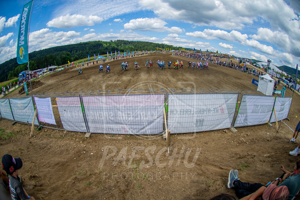 MX1 (239) | Paeschuphoto Shop - Wer nicht sucht der auch nicht findet.Ob Motocrossbilder oder von einem besuchtem Spiel, Hauptsache Action. - Realisiert mit Pictrs.com