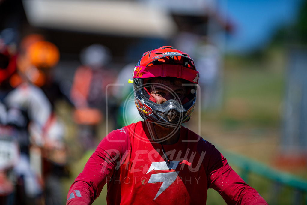 Se E+R (439) | Paeschuphoto Shop - Wer nicht sucht der auch nicht findet.Ob Motocrossbilder oder von einem besuchtem Spiel, Hauptsache Action. - Realisiert mit Pictrs.com