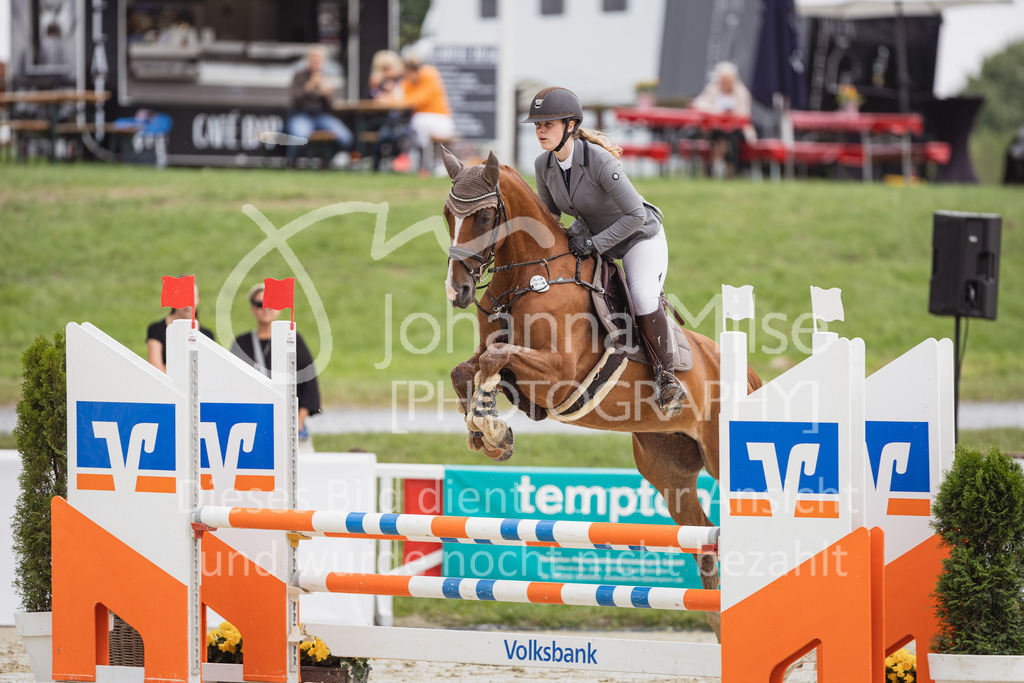 230728_BHO_A1-Stil-1-151 | Deine schönsten Turniermomente als professionelle Fotos! Entdecke hochwertige Pferdesport-Fotografie im Online-Shop. Jetzt Fotos finden & bestellen!