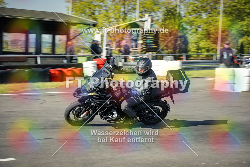 OBK_Mai_Justin_Uwe-10219 | Hier findet Ihr Bilder von Touristenfahrten auf der Nürburgring Nordschleife oder von anderen Veranstaltungen die ich besucht habe. Viel Spass beim Durch Schauen 