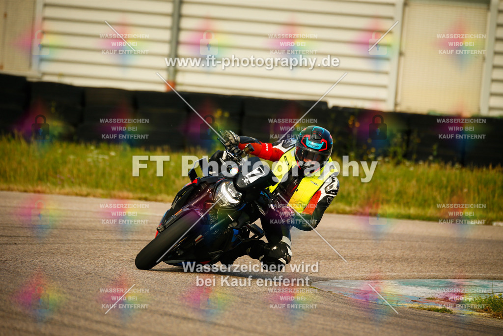 _MOT5186 | Hier findet Ihr Bilder von Touristenfahrten auf der Nürburgring Nordschleife oder von anderen Veranstaltungen die ich besucht habe. Viel Spass beim Durch Schauen 