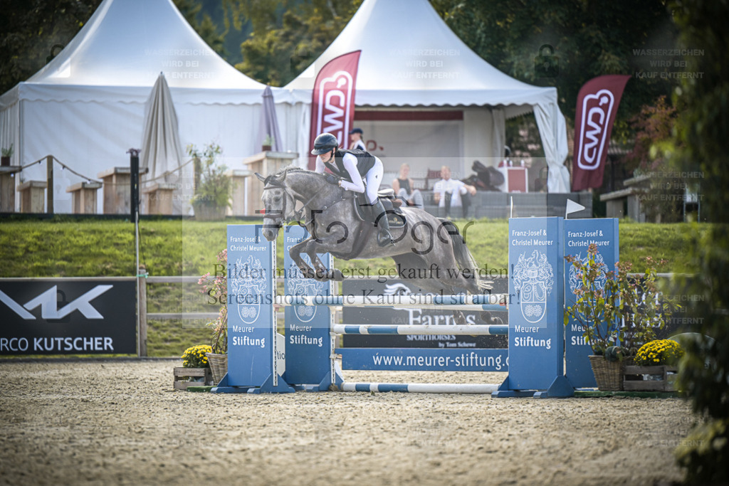 DOS_8043 | Entdecke hochwertige Reitturnierfotos von Foto Oger. Professionell, emotional und authentisch – jetzt Lieblingsmomente im Shop bestellen. - Realisiert mit Pictrs.com