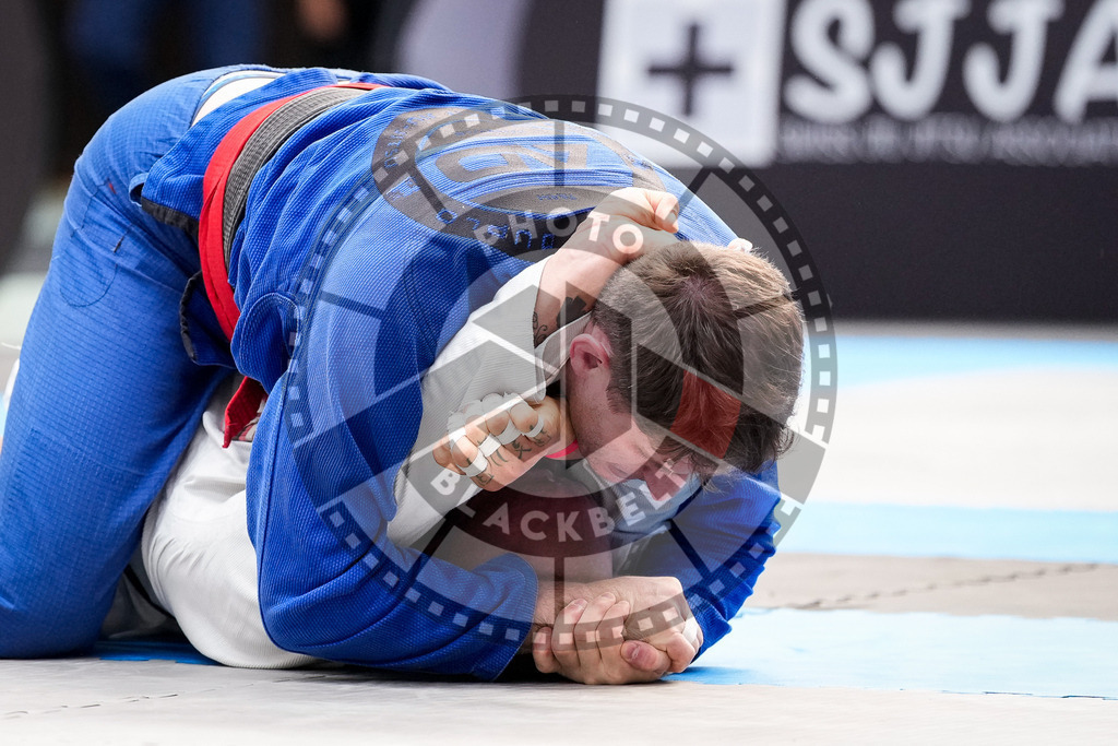 20250920PBB0892 | Athletes compete during the AJP Tour Hamburg International Jiu-Jitsu Championship, on September 20, 2025 in Hamburg, Germany. © Chiara Dazi / photoblackbelt
