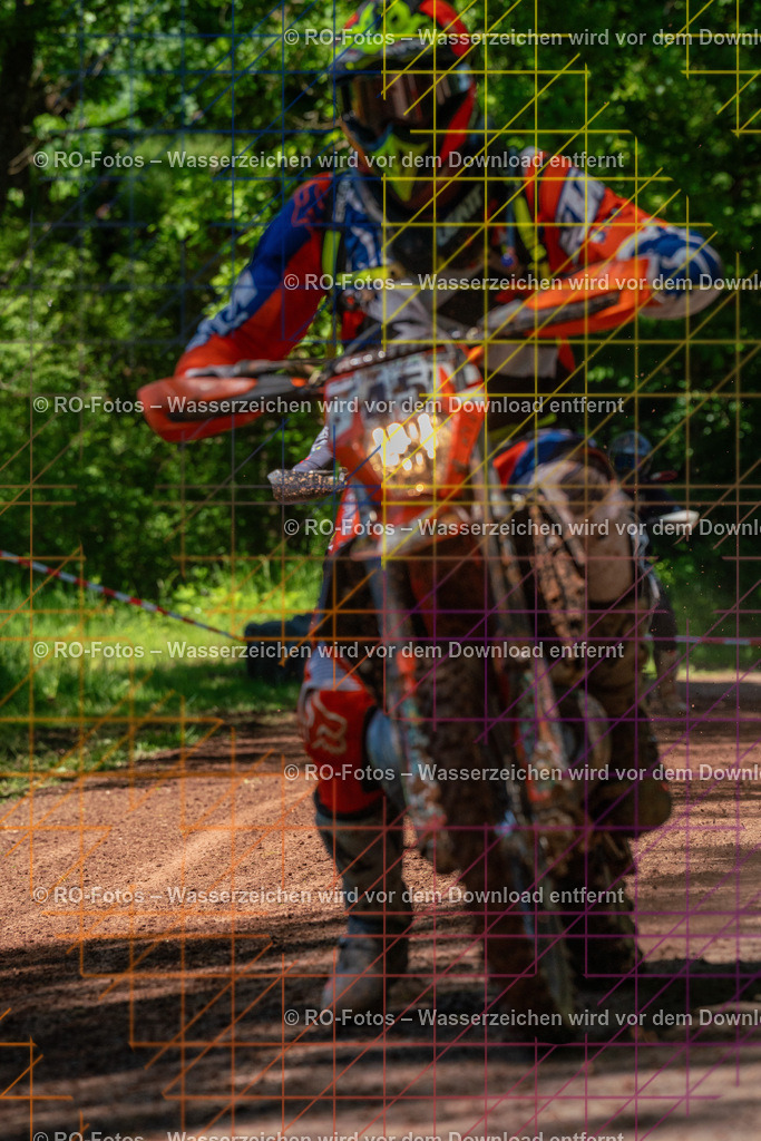 Wolfshausen 2 Lauf -567 | Sportfotografie von RO-Fotos: Motorsport, Motocross, Enduro, Laufveranstaltungen und Triathlon. Professionelle Fotos von Sportlern und Events. - Realisiert mit Pictrs.com