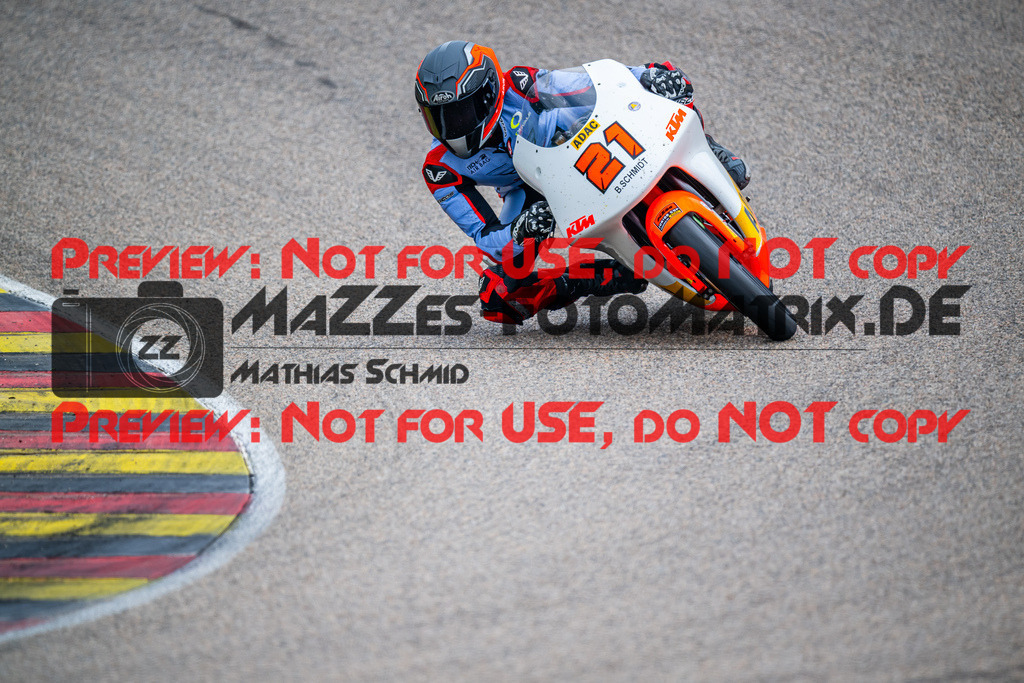 MaZZes_FotoMatrix_240504_6007705_4299 | KTM