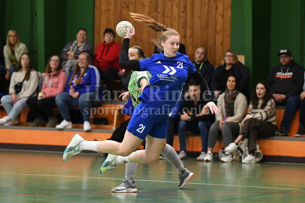 SSG Metten :  TSV Schleißheim II  33:18 | Thyra Köck  (SSG Metten #21) - Realisiert mit Pictrs.com