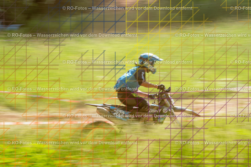 Wolfshausen 3 Lauf -1166 | Sportfotografie von RO-Fotos: Motorsport, Motocross, Enduro, Laufveranstaltungen und Triathlon. Professionelle Fotos von Sportlern und Events. - Realisiert mit Pictrs.com