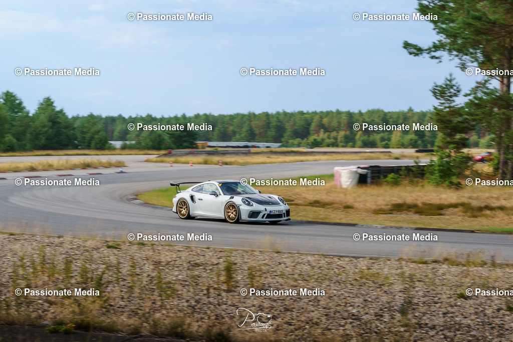 DSC07683 | Passionate Media, dein Fotograf aus Brandenburg, Märkisch Oderland, im Bereich Motorsport, Autos und Motorräder sowie Events und auch Hunde. Shootings oder auch Eventbegleitungen können bei mir gebucht we