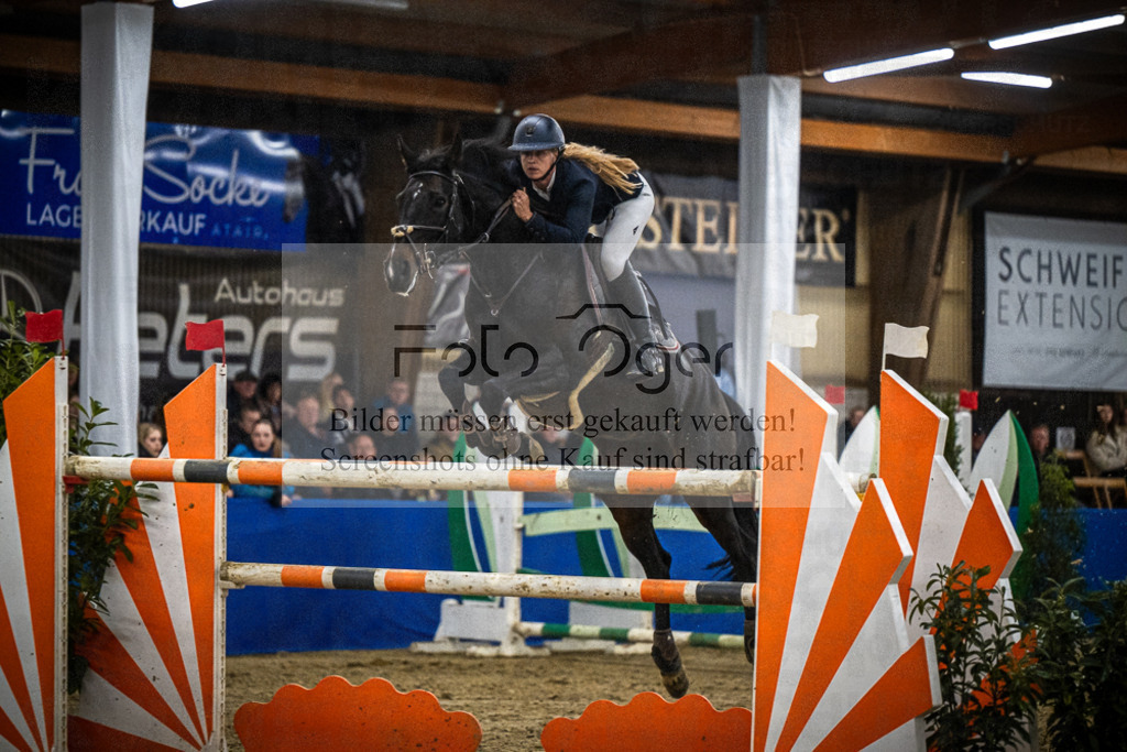 DOS_2298 | Entdecke hochwertige Reitturnierfotos von Foto Oger. Professionell, emotional und authentisch – jetzt Lieblingsmomente im Shop bestellen.Deutschlandweite Turnierfotografie. - Realisiert mit Pictrs.com