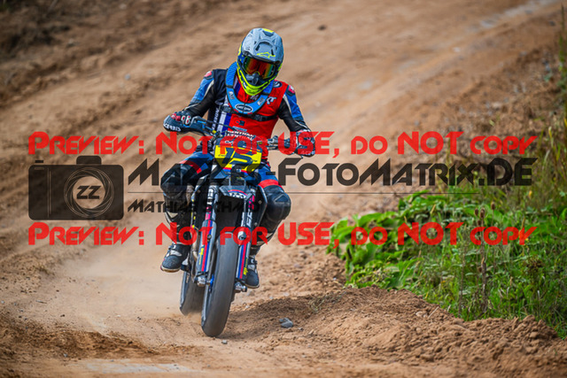 MaZZes_FotoMatrix_230917_7431 | UE40