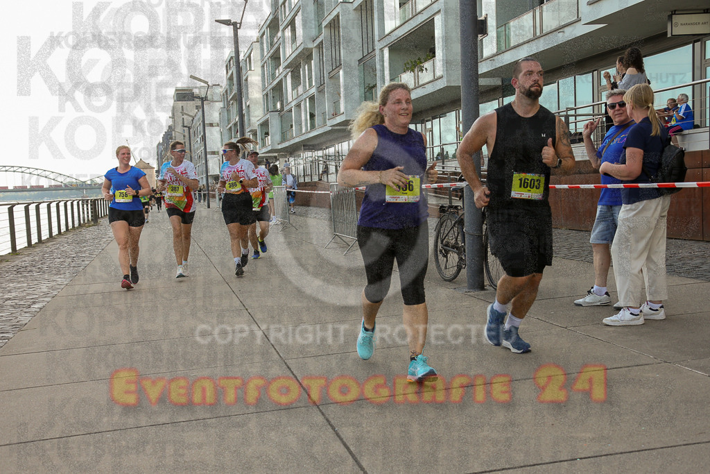 250920_1454_EX1_8159 | Sportfotografie im Rhein-Sieg Kreis, Köln, Bonn, NRW, Rheinland Pfalz, Hessen, etc. Unser Tätigkeitsfeld umfasst den Laufsport vom Volkslauf über den Marathon, Duathlon, Triathon bis zum Ultralauf wie Kölnpfad Ultra oder Schindertrail.
