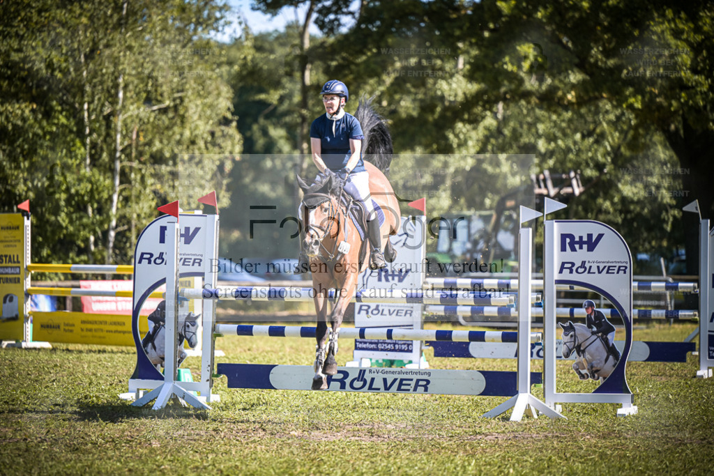 DOS_0302 | Entdecke hochwertige Reitturnierfotos von Foto Oger. Professionell, emotional und authentisch – jetzt Lieblingsmomente im Shop bestellen. - Realisiert mit Pictrs.com