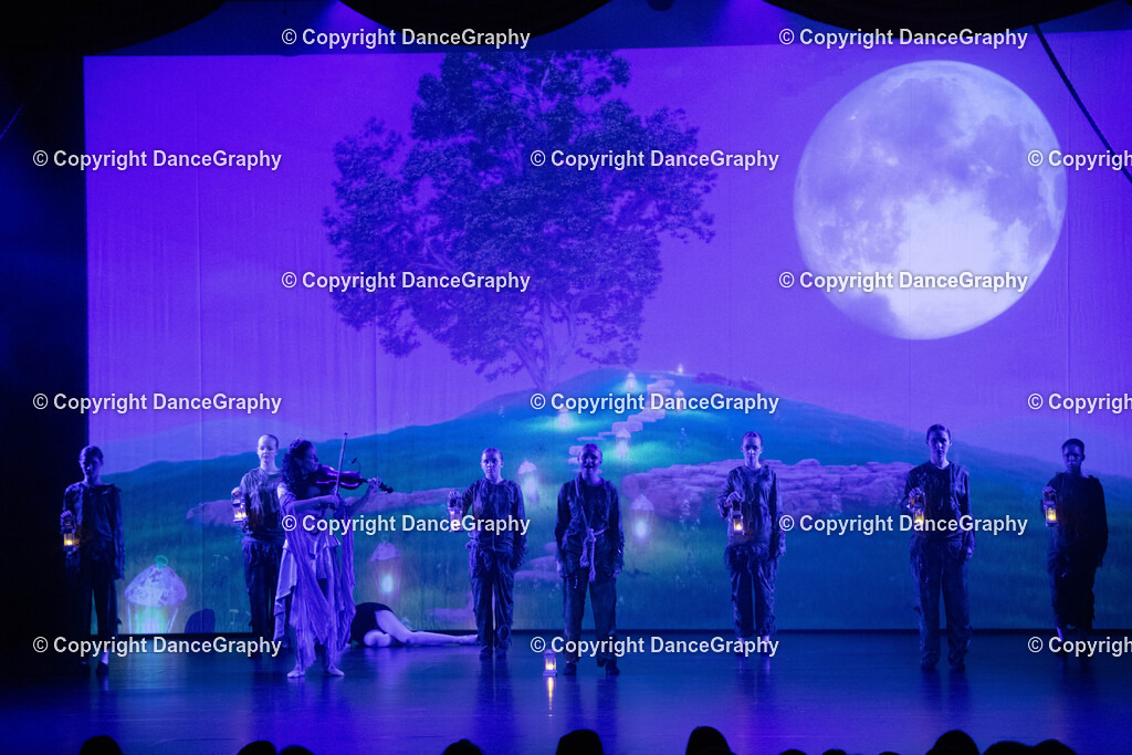 GPHY1473 | DanceGraphy - Realisiert mit Pictrs.com