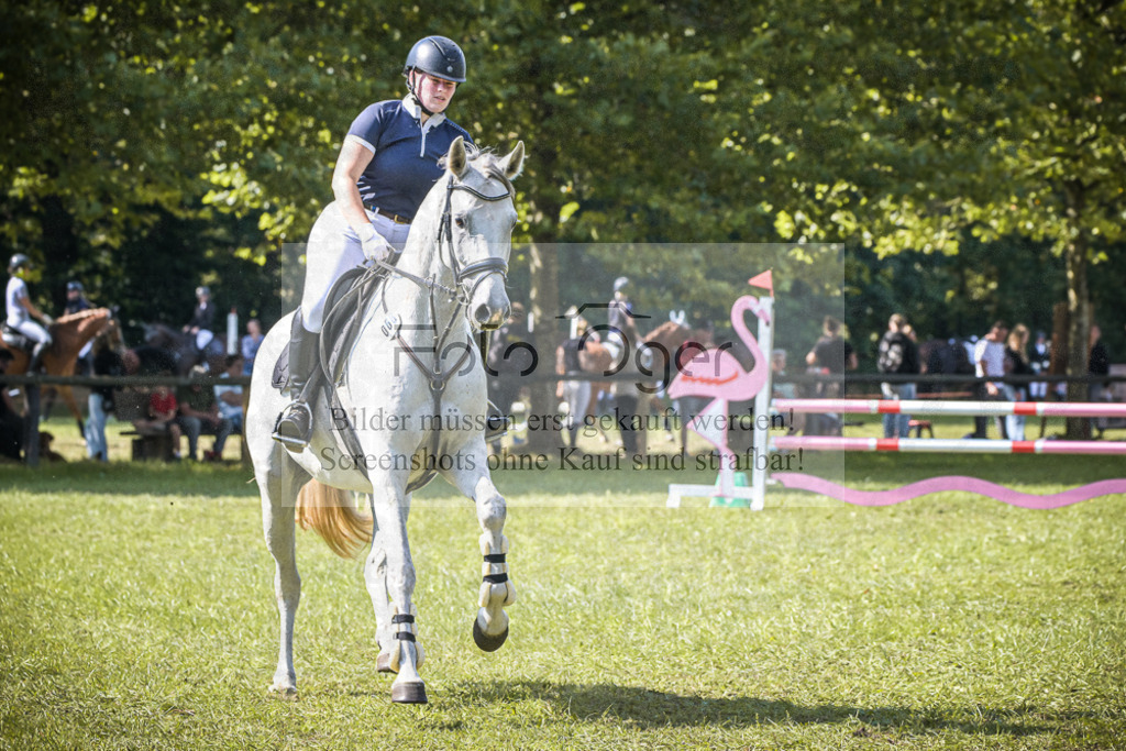 DOS_0884 | Entdecke hochwertige Reitturnierfotos von Foto Oger. Professionell, emotional und authentisch – jetzt Lieblingsmomente im Shop bestellen.Deutschlandweite Turnierfotografie. - Realisiert mit Pictrs.com