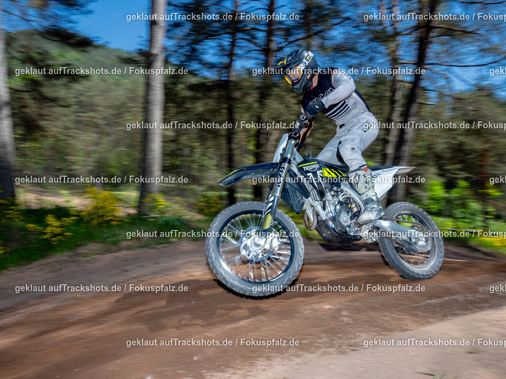 Fischbach-86 | Trackshots.de / Fokuspfalz.de - Realisiert mit Pictrs.com