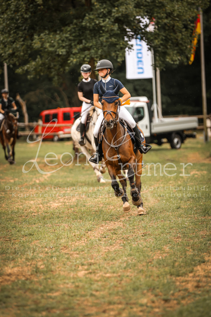 17.SaStA00225 | Leoni Ertmer Photography - Realisiert mit Pictrs.com