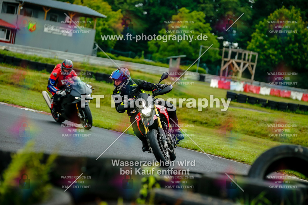 VBK-3918 | Hier findet Ihr Bilder von Touristenfahrten auf der Nürburgring Nordschleife oder von anderen Veranstaltungen die ich besucht habe. Viel Spass beim Durch Schauen 