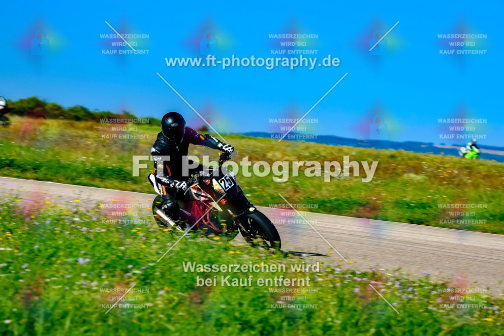 025-1989 | Hier findet Ihr Bilder von Touristenfahrten auf der Nürburgring Nordschleife oder von anderen Veranstaltungen die ich besucht habe. Viel Spass beim Durch Schauen 