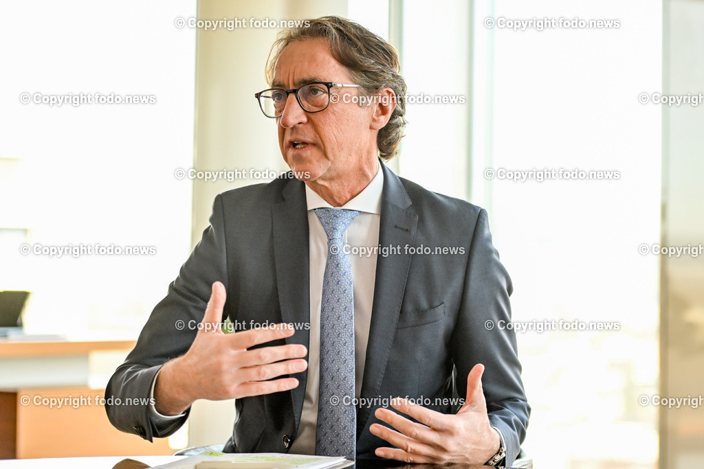 Leonhard Schitter (Generaldirektor Energie AG Ooe)_ 06.02.2023-16 | 06.02.2023, Energie AG, AUT, Leonhard Schitter, im Bild Leonhard Schitter (Generaldirektor Energie AG Ooe)

