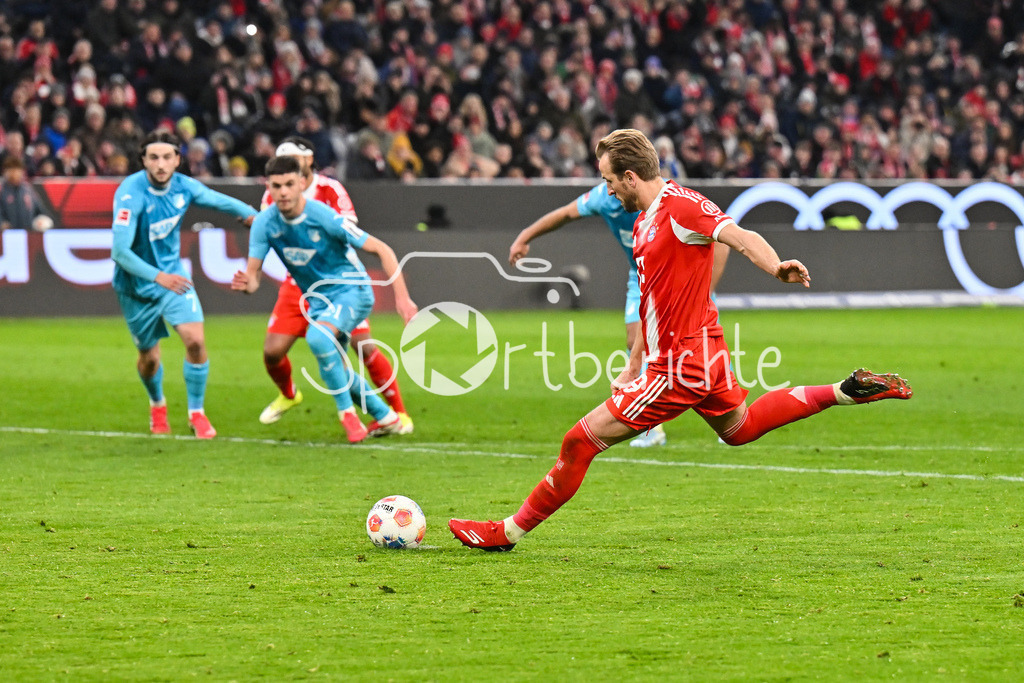 FC Bayern München - TSG 1899 Hoffenheim | MUNICH, GERMANY - 08. FEBRUARY: in dieser Szene tritt Harry KANE (FC Bayern Munich 9) zum Elfmeter an / während dem Bundesligamatch zwischen dem FC Bayern München und der TSG 1899 Hoffenheim am 21. Spieltag in der Allianz Arena / DFL REGULATIONS PROHIBIT ANY USE OF PHOTOGRAPHS AS IMAGE SEQUENCES AND/OR QUASI-VIDEO