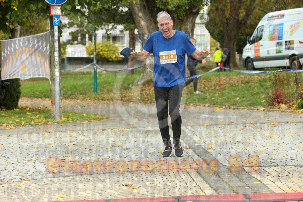 241020_1220_EX1_3194 | Sportfotografie im Rhein-Sieg Kreis, Köln, Bonn, NRW, Rheinland Pfalz, Hessen, etc. Unser Tätigkeitsfeld umfasst den Laufsport vom Volkslauf über den Marathon, Duathlon, Triathon bis zum Ultralauf wie Kölnpfad Ultra oder Schindertrail.