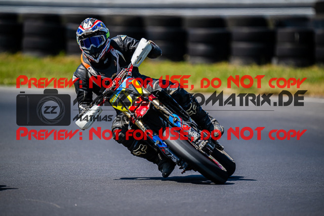 MaZZes_FotoMatrix_220703_4897 | S3