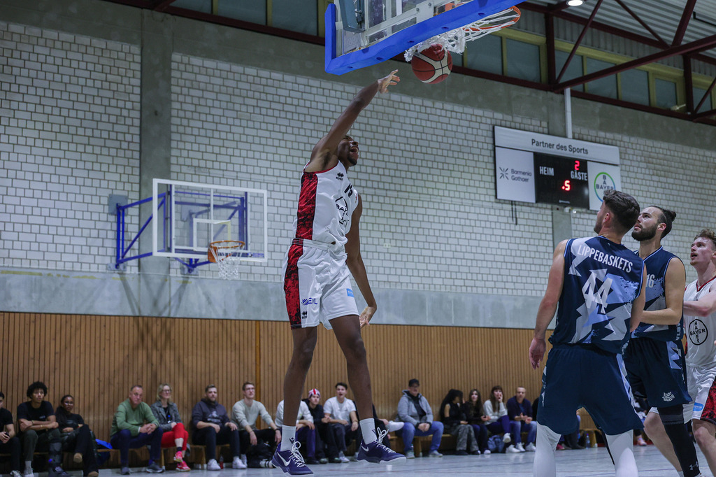 1.Regio BAYER GIANTS vs LippeBaskets Werne-65 | Fotos von Basketballspielen aus dem Raum NRW fotografiert von Gero Mueller-Laschet und Daniel Schaefer - Realisiert mit Pictrs.com
