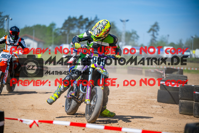 MaZZes_FotoMatrix_240510_6021986_0402 | S2