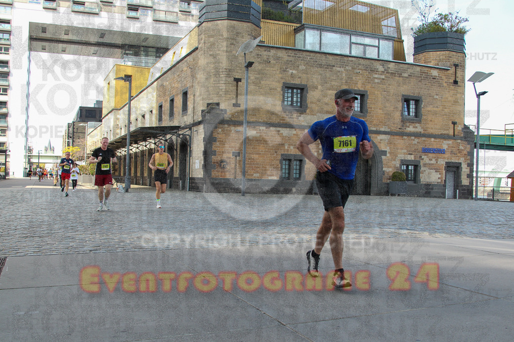 250920_1454_EV4_7456 | Sportfotografie im Rhein-Sieg Kreis, Köln, Bonn, NRW, Rheinland Pfalz, Hessen, etc. Unser Tätigkeitsfeld umfasst den Laufsport vom Volkslauf über den Marathon, Duathlon, Triathon bis zum Ultralauf wie Kölnpfad Ultra oder Schindertrail.