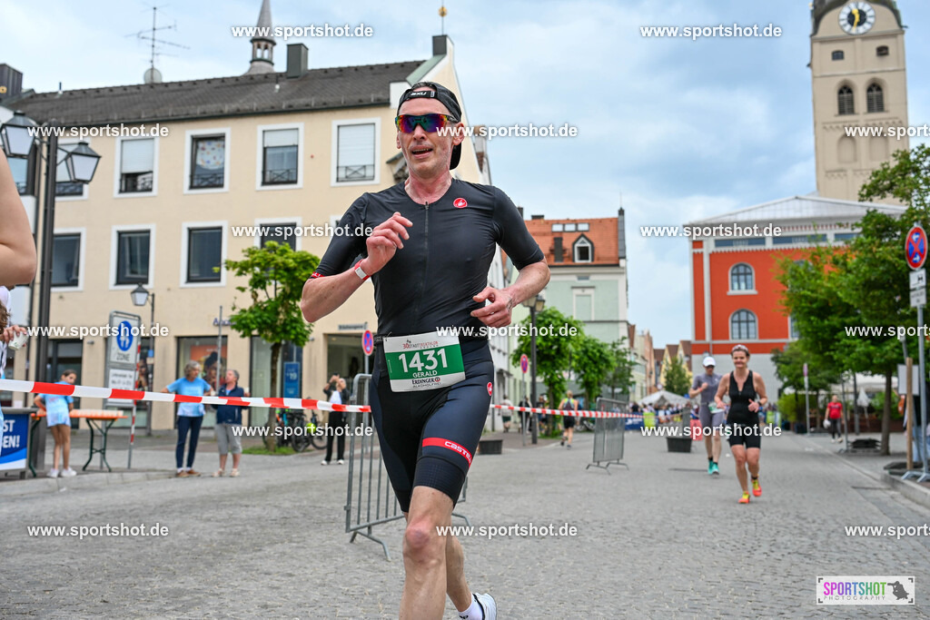 SZI_5234 | Stadttriathlon Erding 2025. #yourpictrs #sportshot_your_pictrs @Sportshotphotography #stadttriathlonerding Copyright: www.sportshot.de