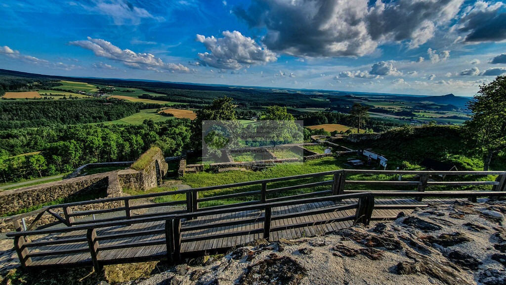 Burgruine Waldeck Sommer | Impressionen rund um Hochfranken - Frankenwald - Fichtelgebirge - Realisiert mit Pictrs.com