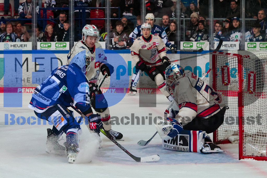 SES_ISENUR20250128-19 | bond - Realisiert mit Pictrs.com