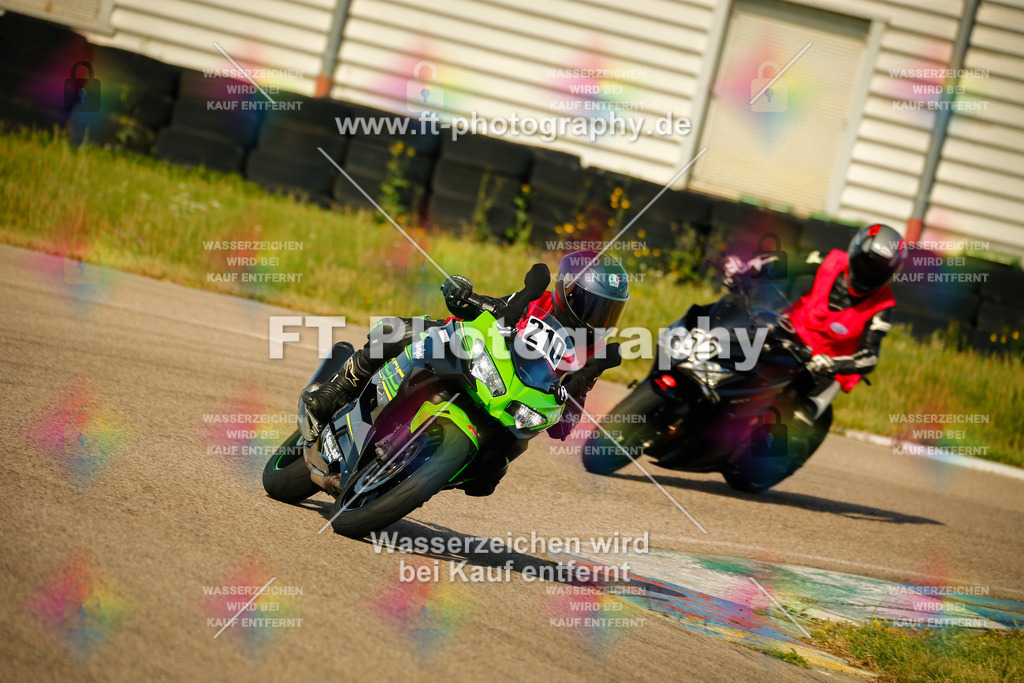 _MOT5536 | Hier findet Ihr Bilder von Touristenfahrten auf der Nürburgring Nordschleife oder von anderen Veranstaltungen die ich besucht habe. Viel Spass beim Durch Schauen 