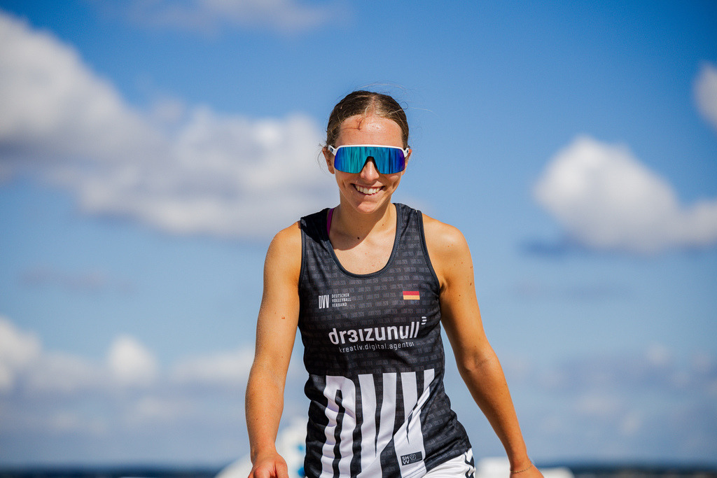 Beachvolleyball I Saison 2026 I Deutsche Meisterschaft U19 I 3. Tag | Jasper Lorenz Fotografie - Realisiert mit Pictrs.com