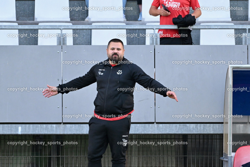 SC St. Veit vs. FC Nussdorf Debant | Headcoach FC Nussdorf Debant Sven Lovric, SC St. Veit vs. FC Nussdorf Debant, SC St. Veit vs. FC Nussdorf Debant am 22.08.2025 in St. Veit an der Glan (Jacques Lemans Arena), Austria, (Photo by Bernd Stefan)